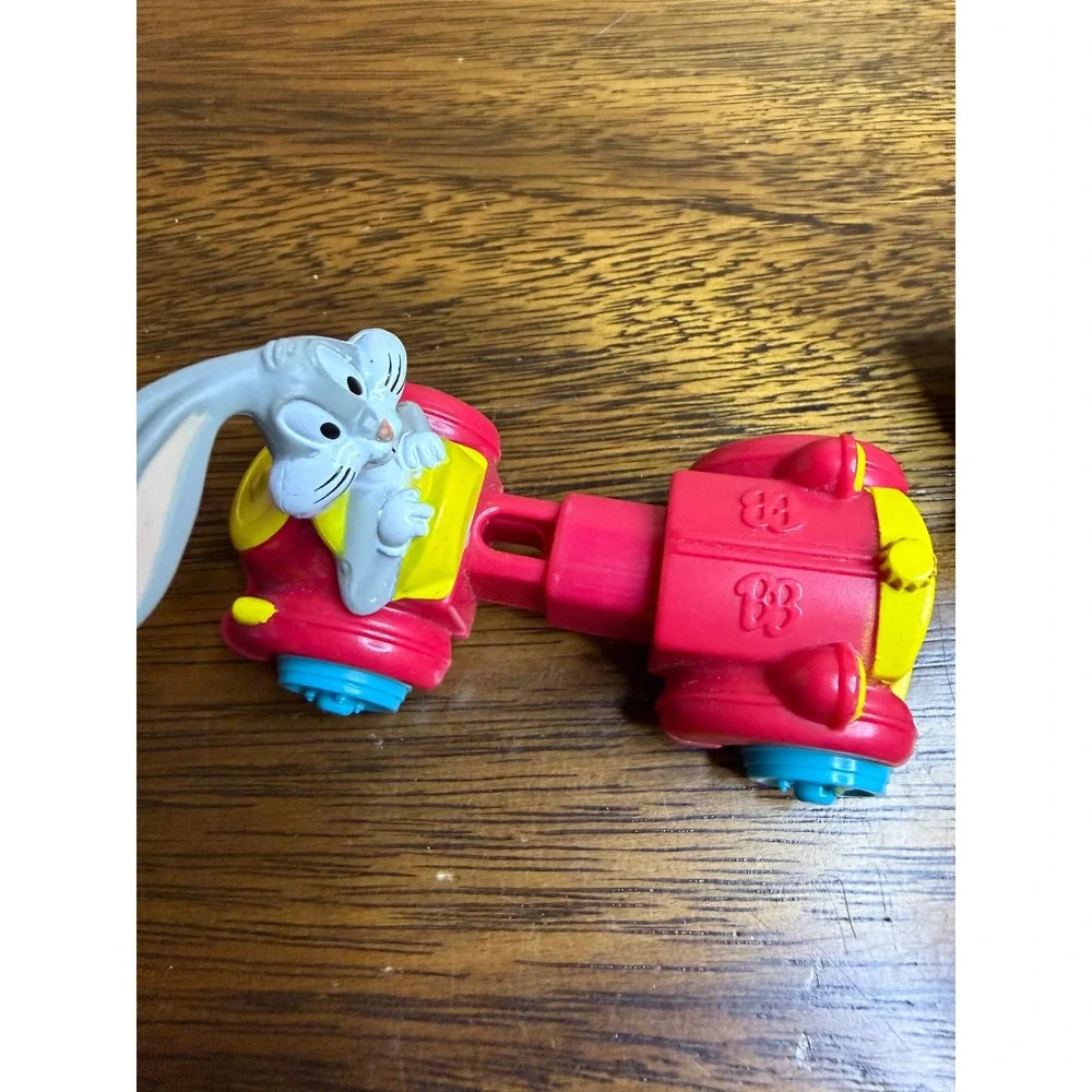 Vintage 1992 Warner Bros Looney Tunes Bugs Bunny Daffy Duck Toy Cars Set‎ of 2